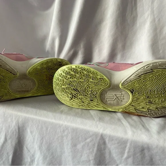 Nike Women's Pink and Yellow Athletic Shoes - Picture 4 of 4